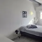 Apartman A Pied Lumineux Avec Terrasse *