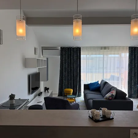 Appartement A Pied & Farniente ! Lumineux Avec Terrasse