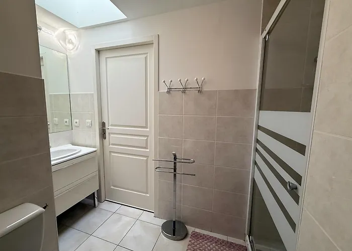 Апартаменты A Pied Lumineux Avec Terrasse